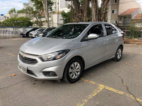 CHEVROLET ONIX 1.0 MPFI LT 8V FLEX 4P MANUAL